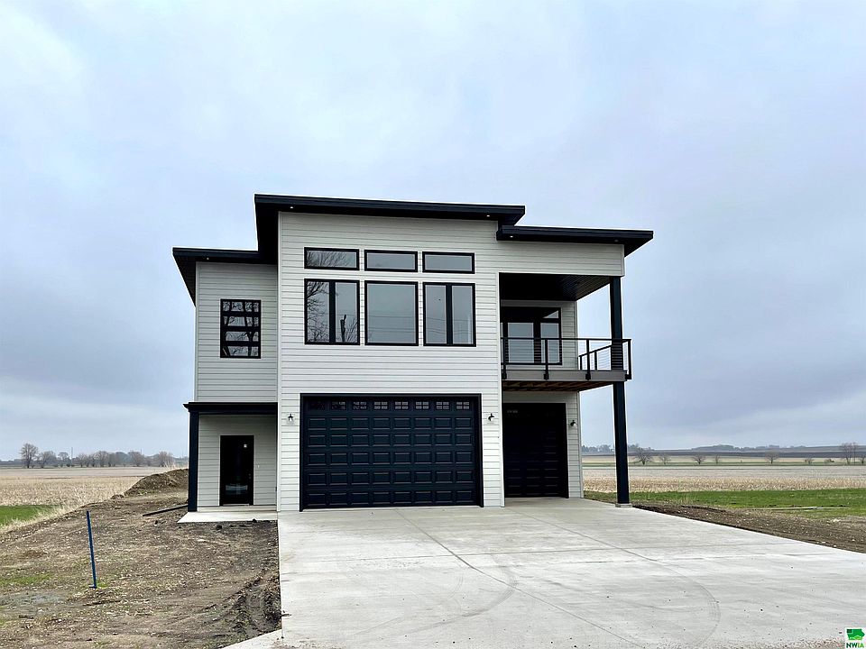 903 E Lakeshore Dr, Storm Lake, IA 50588 MLS 820946 Zillow