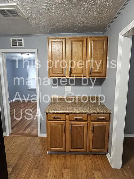 3056 Date St — Photo 7