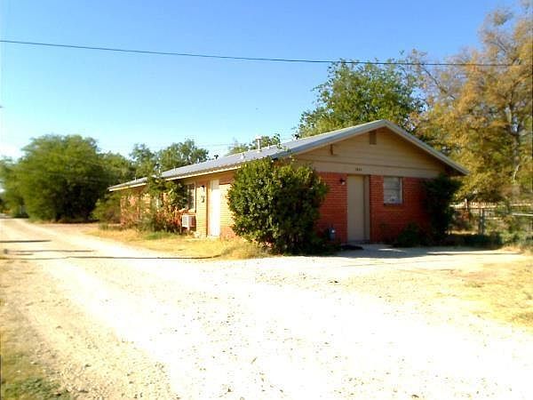 1st image of 1833 N 12th St