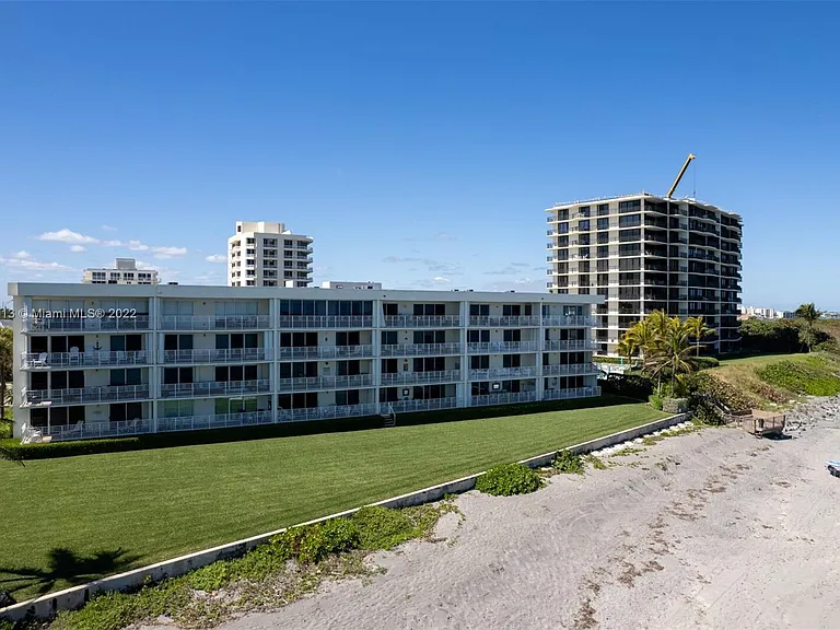 350 S Beach Rd #205 — Photo 2