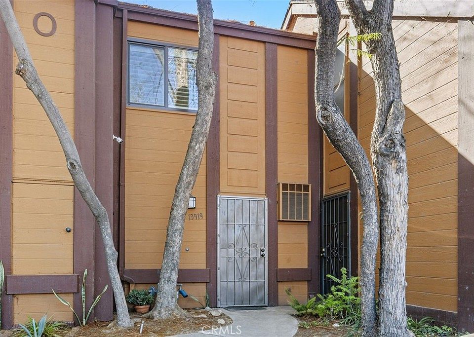 1st image of 13919 Bayside Dr