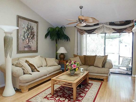 4th image of 3257 Pine Forest Dr