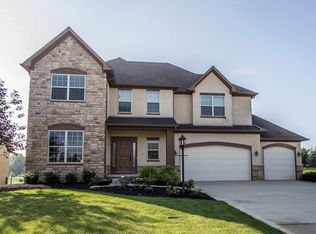 2648 Alum Crossing Dr, Lewis Center, OH 43035