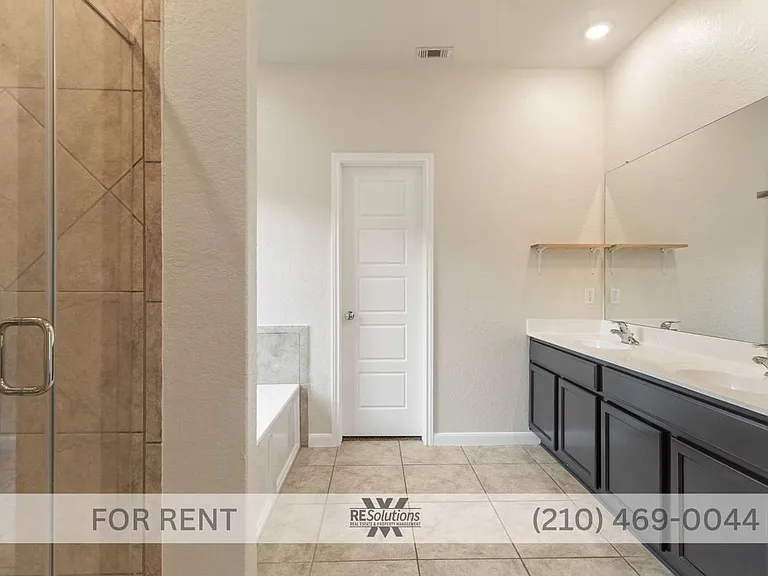 1125 Amber Lake — Photo 15