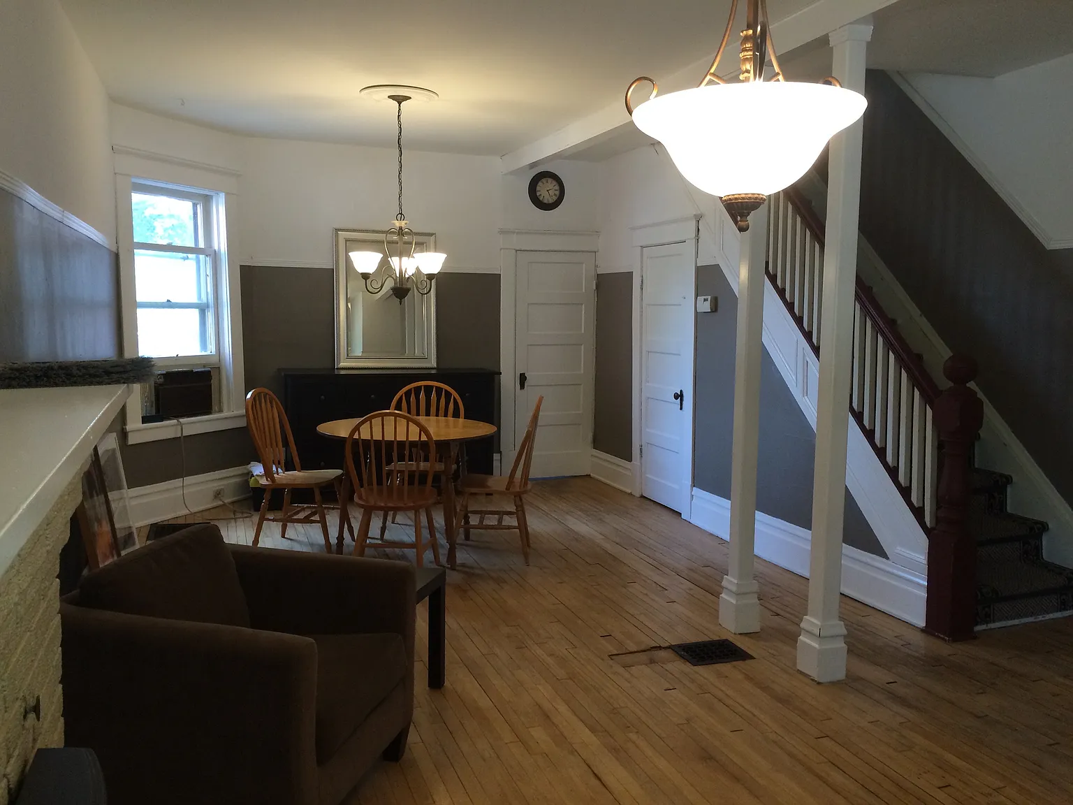 106 Grove Ave — Photo 3