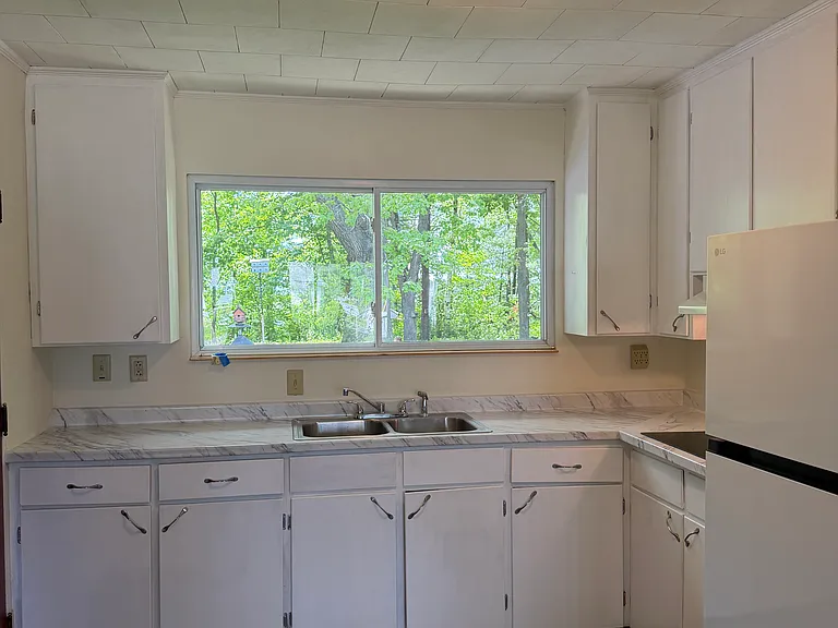 11 Pine Ct — Photo 5