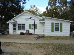 317 Benton St, Huntingdon, TN 38344