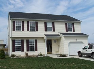 188 N Ember Dr, Felton, DE 19943
