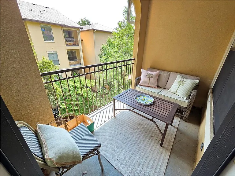 3777 Peachtree Rd NE #1035 — Photo 20