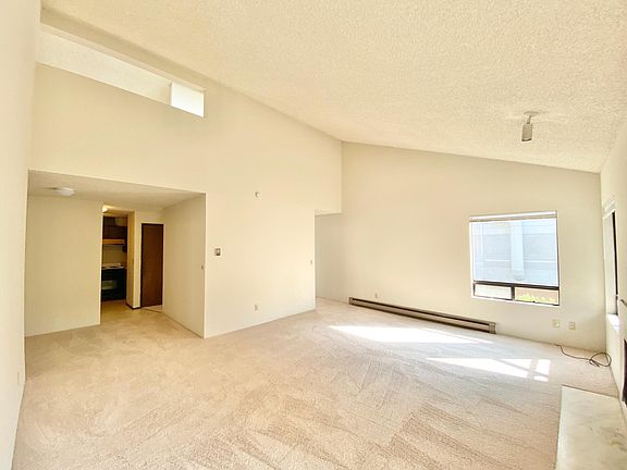 5th image of 1079 108th Ave NE APT 2