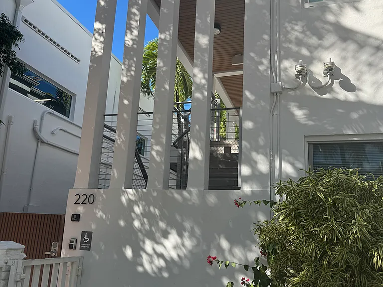 220 Collins Ave #3 — Photo 1