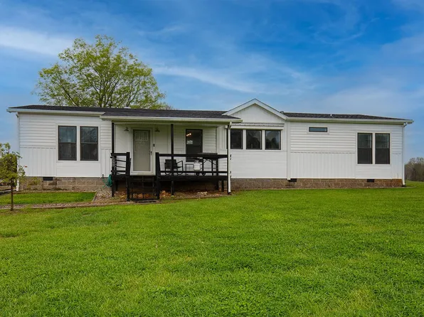 1588 J W York Rd, Scottsville, KY 42164