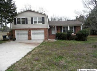 5004 Fallbrook Cir, Huntsville, AL 35811