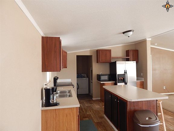 4th image of 4512 Mimosa St