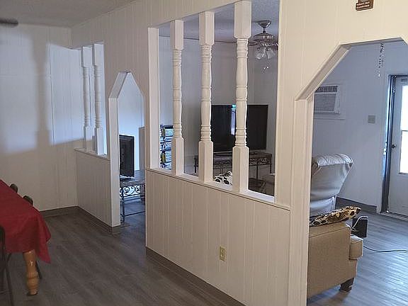 Main house dining room 