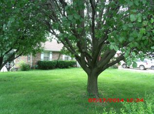 105 Faulkner Dr, Excelsior Springs, MO 64024