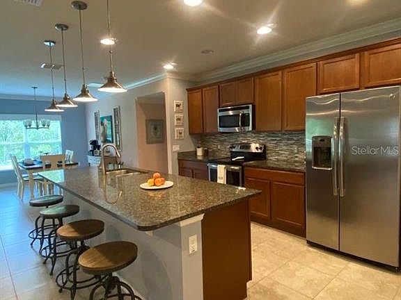 4th image of 2247 Waukegan Dr