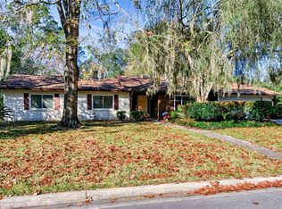 1722 NW 49th Ter, Gainesville, FL 32605