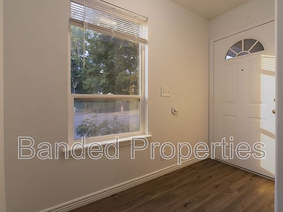 5th image of 325 E Mill St S #3