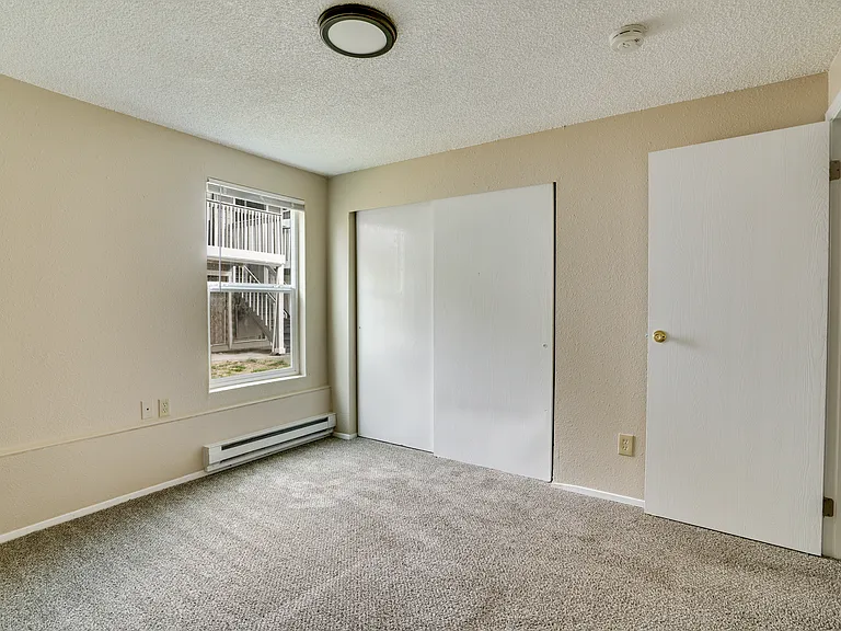 2412 S I St #3 — Photo 13