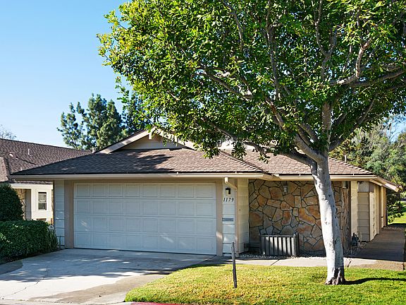 3rd image of 1179 La Casa Dr