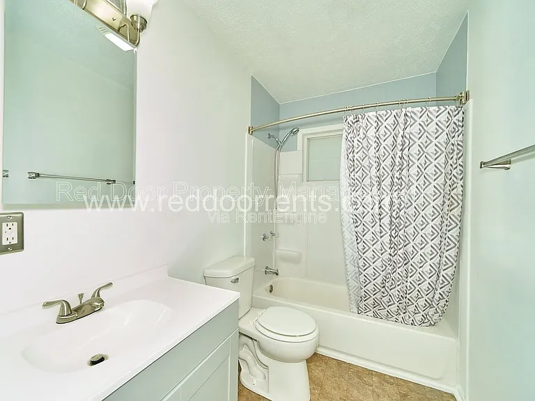5422 Greenfield Ave — Photo 17