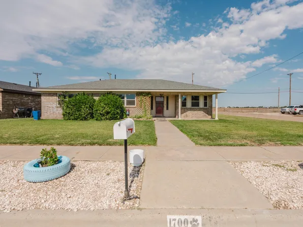 1700 Lewis Ave, Dumas, TX 79029