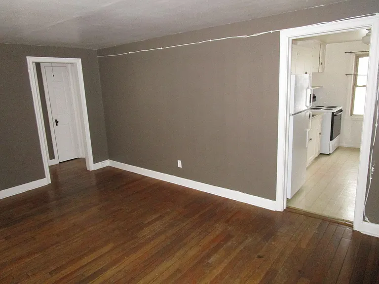 61 Cedar St — Photo 8