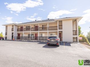 404 4th St #202, Cheney, WA 99004