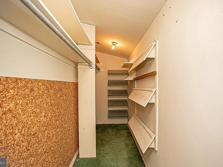 526 Williams Rd — Photo 18