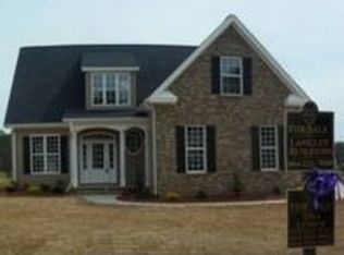 117 Folly Bend Dr, Greenwood, SC 29649