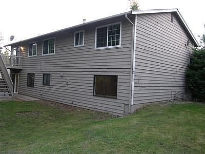 2nd image of 17000 NE 34th Pl