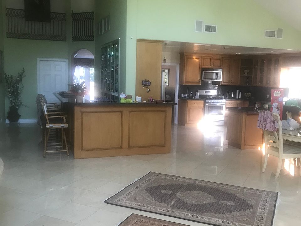 1st image of 17947 Valley Vista Blvd