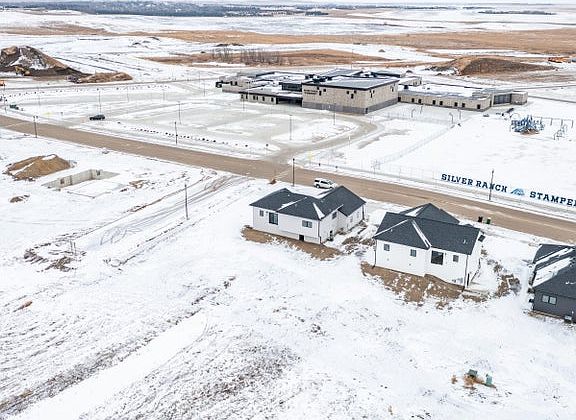 2nd image of 4420 Silver Blvd