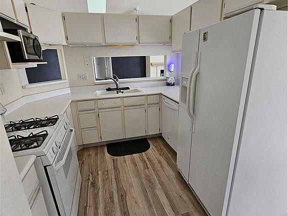 5th image of 1023 Hilltop Ln #1023