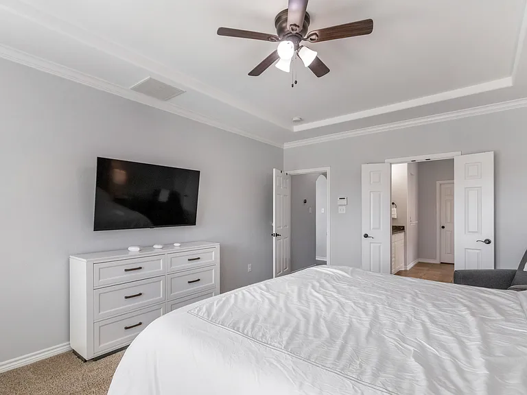 2624 Stable Door Ln — Photo 17