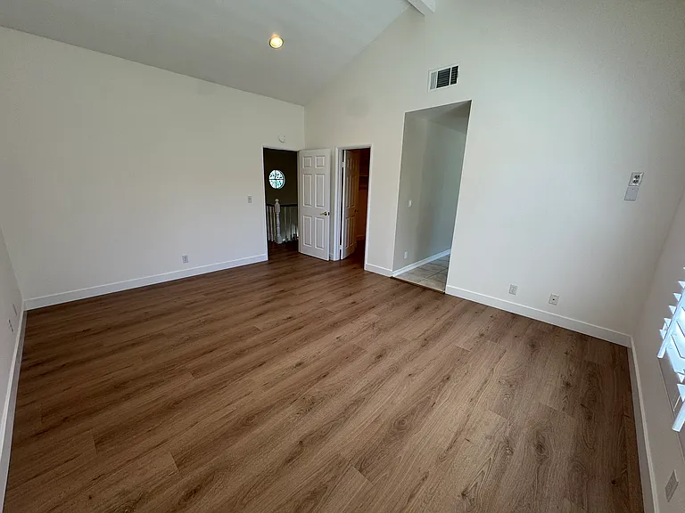 834 Sunstone St — Photo 18