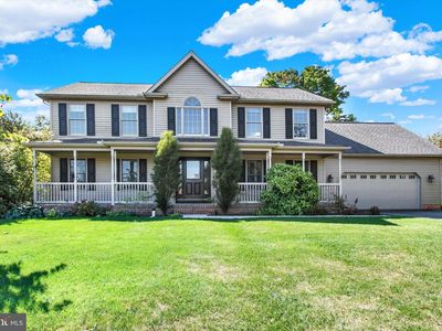 2 Holiday Dr, Shrewsbury, PA, 17361