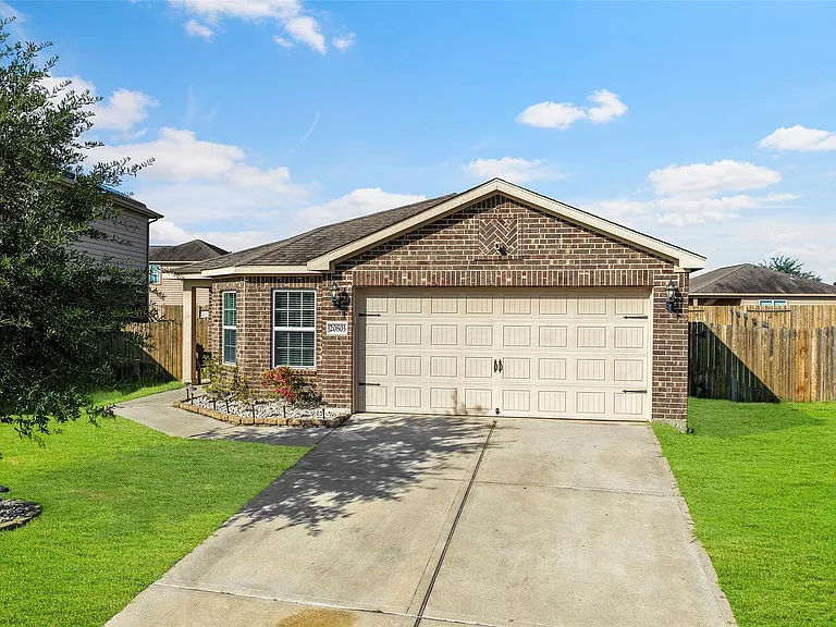 20803 Bastion Settle Dr — Photo 30