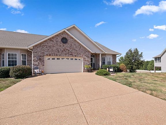 2nd image of 345 Royal Bluff Ct