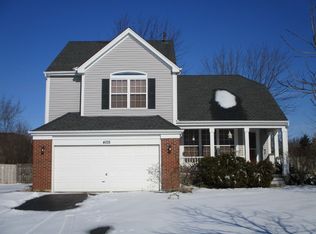 4015 Spring Lake Ct, Lake In The Hills, IL 60156