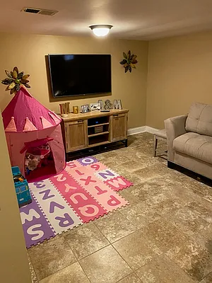 Rented by Virtual Real Estate | media 13