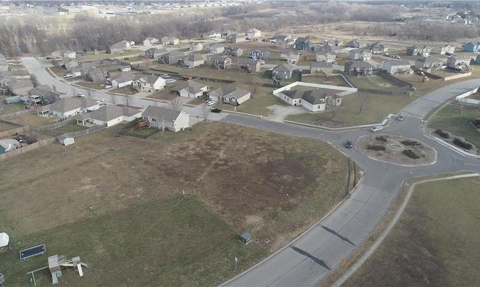 2nd image of 0 Cross Creek Dr