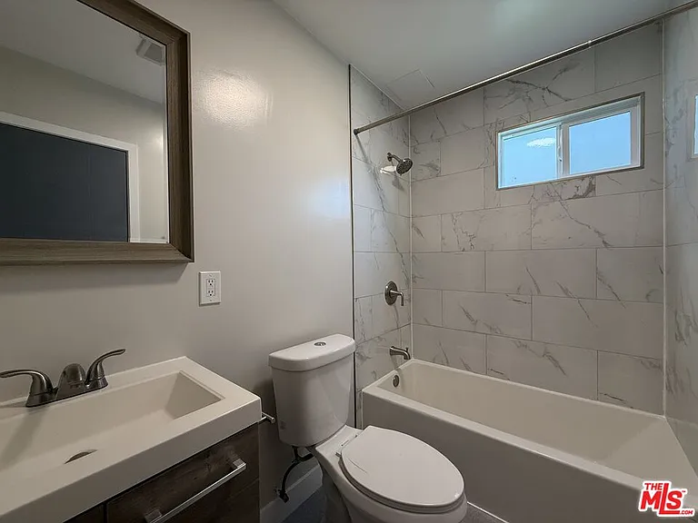 1505 S Cochran Ave #1 — Photo 25