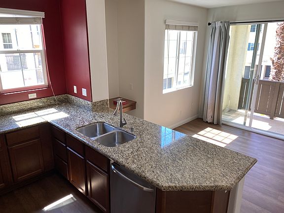 Kitchen and dining room area