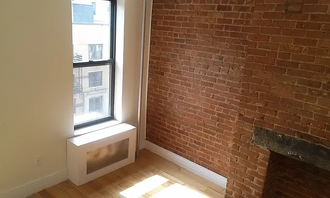 Rented by Downtown Mgt & Realty LLC | media 25