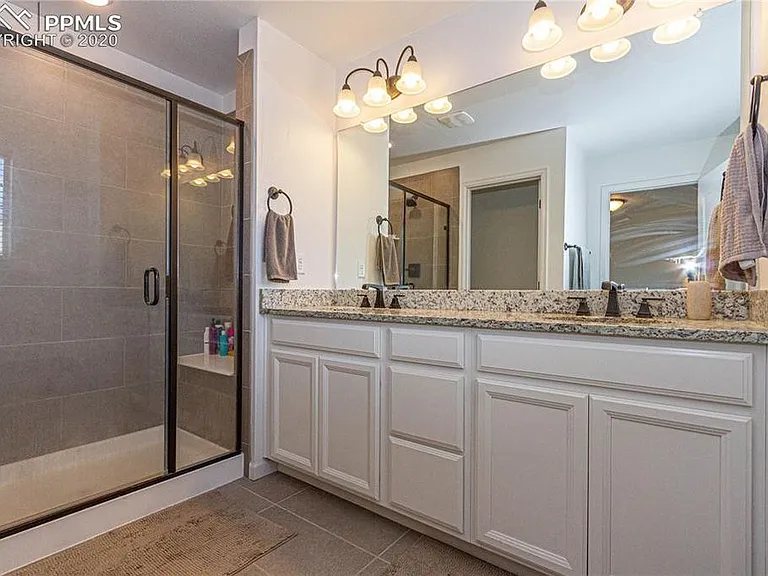859 Marine Corps Dr — Photo 15