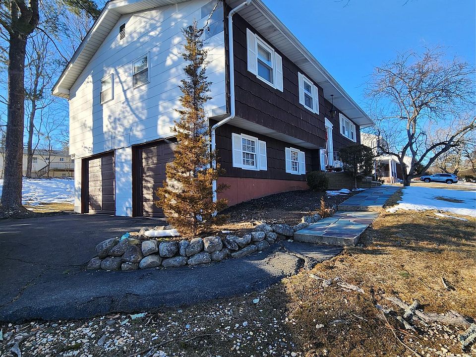 1st image of 8 Gerardine Place