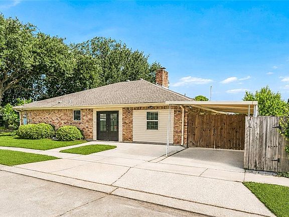 4th image of 1101 Houma Blvd