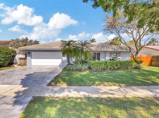 1415 SW 10th St, Boca Raton, FL 33486